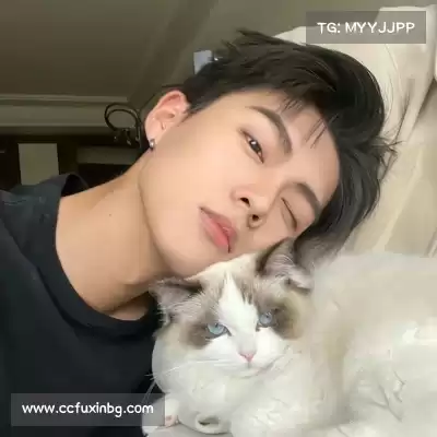 滑凤默
